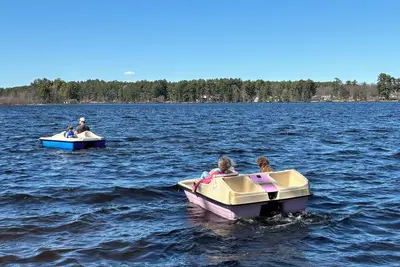 Image de Tomahawk Cabin-Fully stocked lake house on Lake Mohawksin