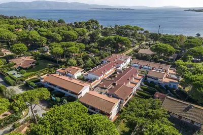Image de Résidence à Giannella avec 0 chambres à coucher, 4 couchages