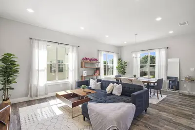 Modern Luxury Richardson Square Townhome