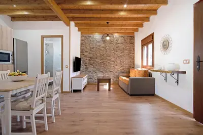 Image de La Tirajanera 1' avec vue sur les montagnes, piscine partagée et Wi-Fi