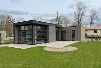 Image de Chalet moderne dans un parc près du Veluwemeer