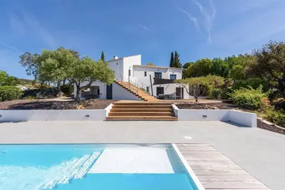 Image de Villa Paradis - piscine - vue mer - rénovée