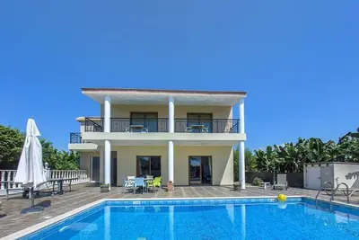 Image de Impressionnante Villa Exclusive Grottes Marines à pied des tavernes 11 couchages Ref 507