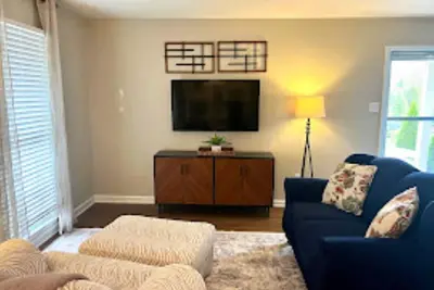 Image de Cozy Home in the Hartland Area!