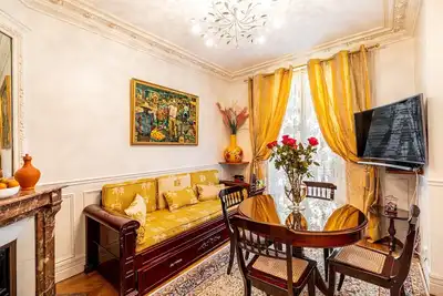 Image de GuestReady - Appartement cosy proche Parc Monceau