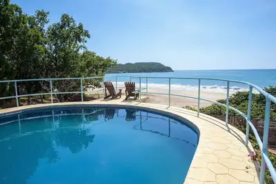 Image de Bliss By The Sea Beachfront Hideaway w/ Great Pool and Amazing Seaviews