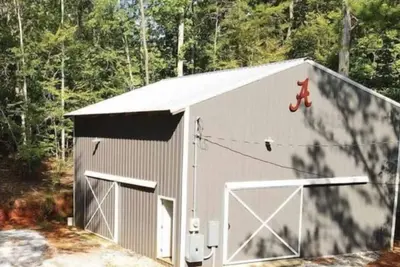 Image de Rv attached to barn in Delta Al