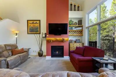 Image de Cozy Three Bedroom in The Seasons