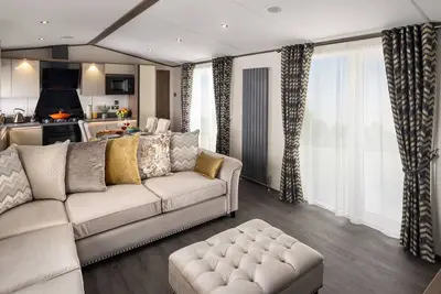 Image de Beachwood 21. A fabulous and cosy caravan with everything you need.