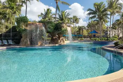 Image de Thanksgiving week! 11/19/23-11/25/23 Hyatt Coconut Cove Resort