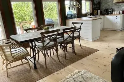 Image de Muskoka Cabana - Sandy beach cottage in Muskoka