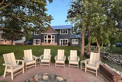 Image de Welcome to your Perfect Lakeside Retreat in Osakis, Minnesota!