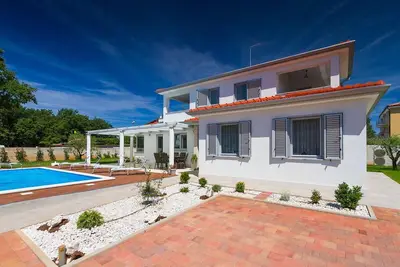 Image de Maison acceptant les animaux à Umag