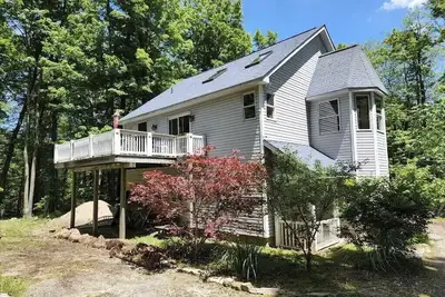 Image de Charming 3 bed Pocono Mountain Getaway