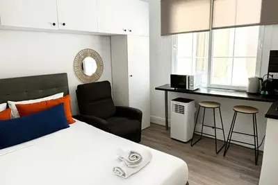 Image de Beautiful Studio Suite in the heart of the city