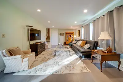 Image de Cozy Ripley Apartment - 21 Mi to Downtown Erie!