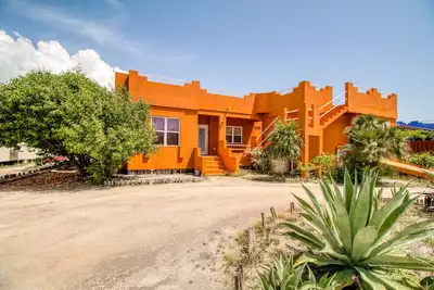 Image de Waterfront resort villa with water views, balcony, full kitchen, & washer/dryer