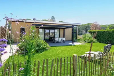Image de Belle maison à Voorthuizen avec jacuzzi