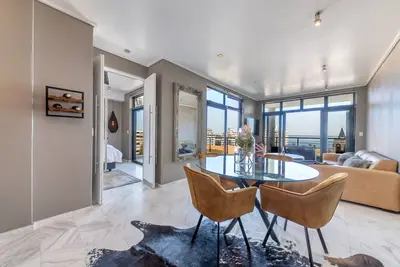 Image de Atlantic Views 503, Sea Point by Hmh