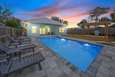 Image de Private Pool + Golf Cart | West Pcb Retreat