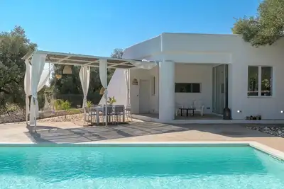 Image de Trullo Chiara con piscina by Wonderful Italy