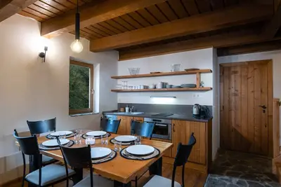 Image de Luxury chalet apartment next to the ski slope