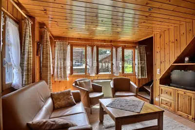 Image de Appartement confortable sur 2 étages pour 3 à 4 personnes, salon, coin cuisine, 1 chambre à 1 lit do