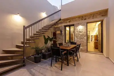 Image de Luxury Secret Oasis in Old City, Rethymno-2bedroom apt w/sauna and roof terrace
