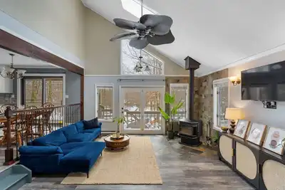 Image de Chalet with Game Room near Ski Trails & Lakes. Pet Friendly!