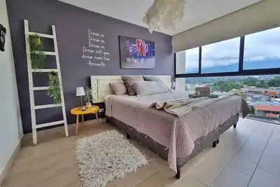 Image de Avitat Joy☆2Brm☆Amazing City&Volcano View☆Pool&Gym\n