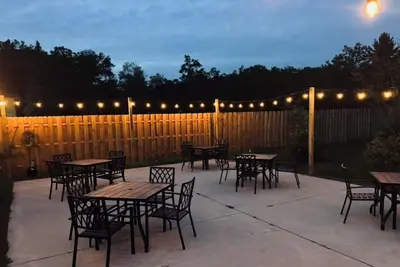 Image de The Woods Suite #306 Free Arcade, Movie Theater, Patio Area, Playground and more