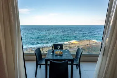 Image de Seaside Serenity 3br Oasis  Breathtaking Views