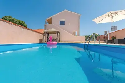 Image de Élégante Villa Jure avec piscine privée