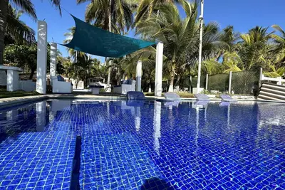 Image de Beachfront property, hidden gems ia private tropical Paradise breathtaking view