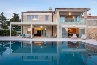 Image de Villa Dusana - Beachfront villa with pool in Dalmatia