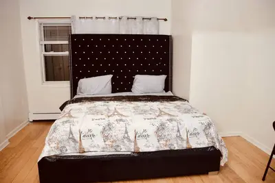Image de Classy and peaceful home for your family and friends