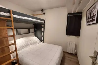 Appartement moderne au pied des pistes, quartier calme