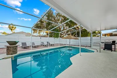 Image de Charming 3-Bdr Getaway w/Pool in West Bradenton – Close to Beaches & Attractions