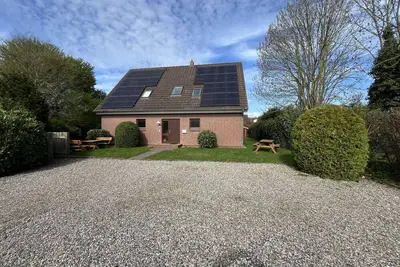 Image de Kellenhusen - Heisterbusch 14-4 - Zentral und Ruhig Gelegene Ferienwohnung für Max. 4 Personen im