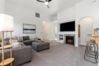 Image de Meridian Patio Home with Games, Seasonal Pool, Close to Everything! Pet friendly