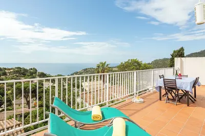 Image de Maison de vacances 'Casa Karen' avec vue sur la mer, terrasse privée et Wi-Fi