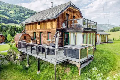 Maison des Alpes avec un sauna à tonneau unique