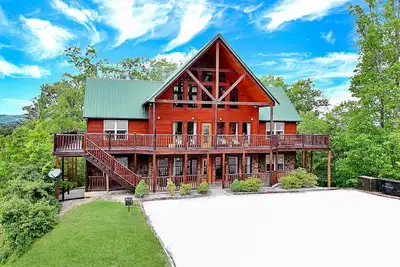 Image de Wilderness Rush by AvantStay | Hot Tub + Views