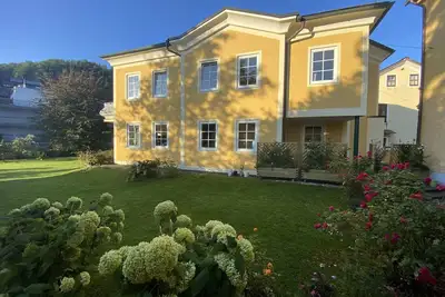Image de Green oasis in the center of Bad Ischl.