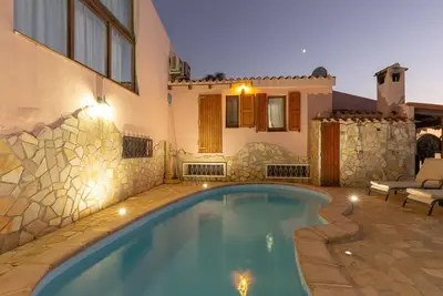 Villa avec piscine privée à 100m de la plage