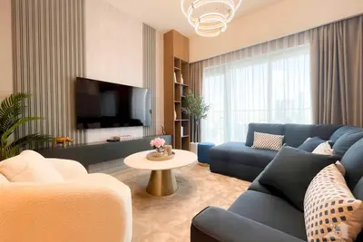 Image de Extreme Luxury Burj Royal Balcony and Downtown View