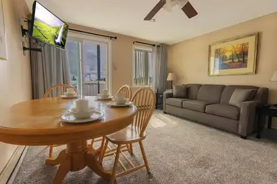 Image de Ml 361: Winter Alpine Nights - Cozy Vibes & Ski Adventures