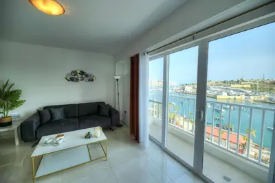 Image de Seafront beautifully furnished 2 bedrooms Gogzr1-3