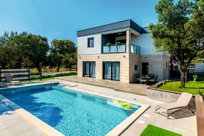 Image de Superbe maison à Vrana