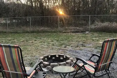 Image de Quiet, outdoor country camping experience, \nPet friendly with no extra fee!